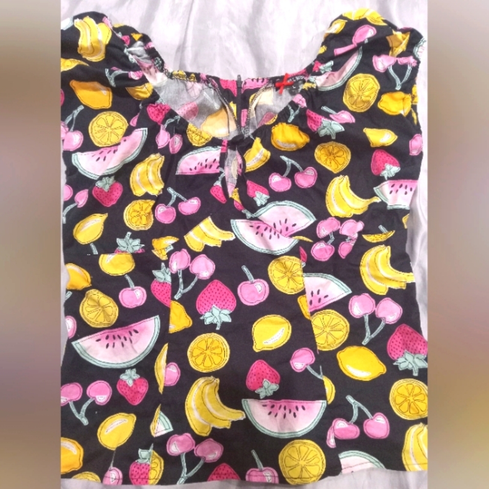 Hell Bunny fruit top *L*